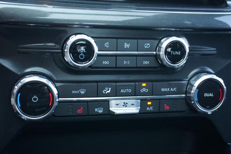 Ford F-150 Vehicle Full-screen Gallery Image 50