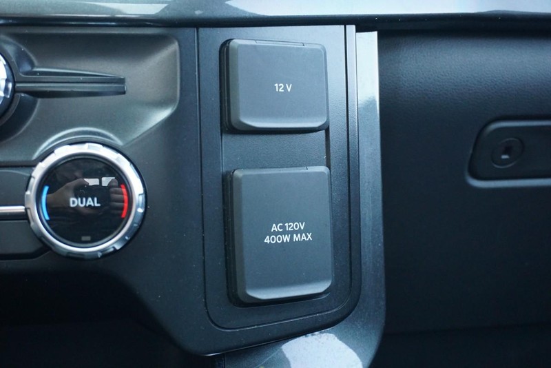 Ford F-150 Vehicle Full-screen Gallery Image 51