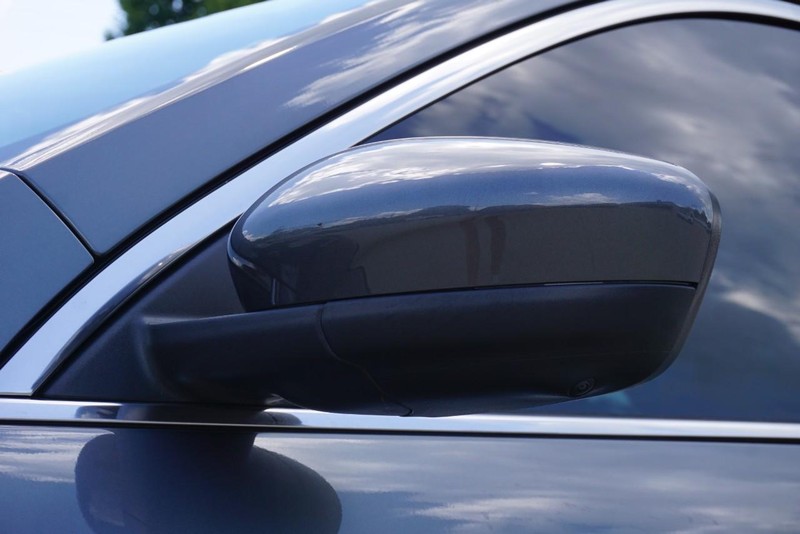 Ford Escape Vehicle Full-screen Gallery Image 12