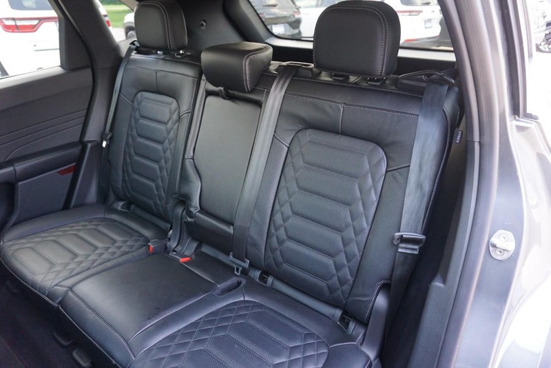 Ford Escape Vehicle Full-screen Gallery Image 25
