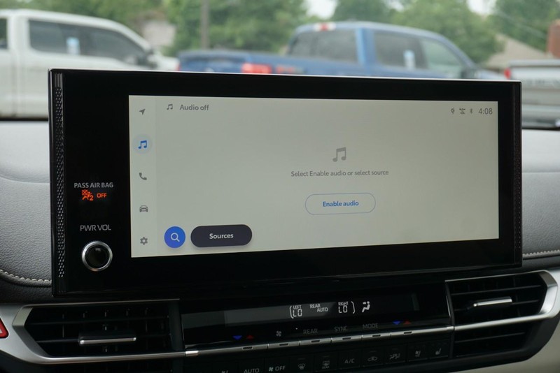 Toyota Sienna Vehicle Full-screen Gallery Image 50