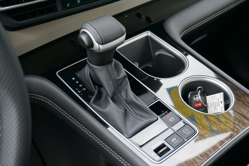 Toyota Sienna Vehicle Full-screen Gallery Image 53