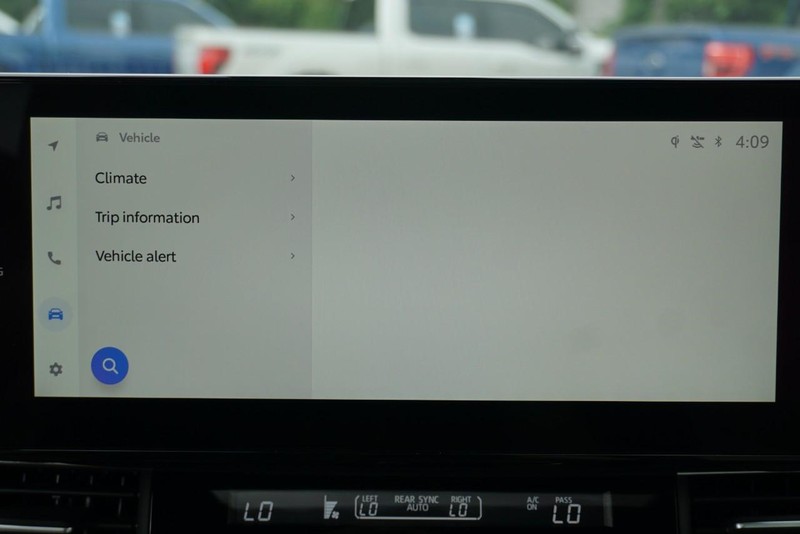 Toyota Sienna Vehicle Full-screen Gallery Image 56