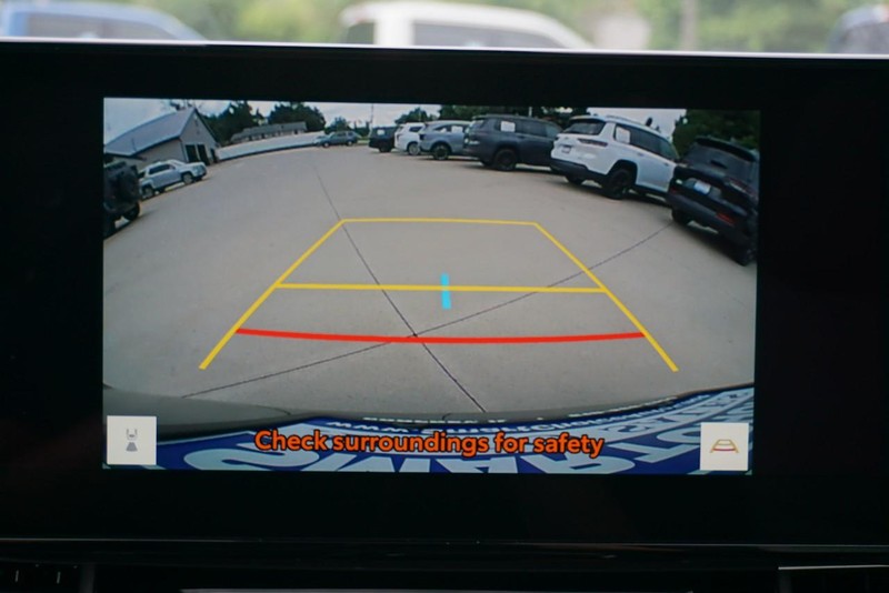 Toyota Sienna Vehicle Full-screen Gallery Image 59