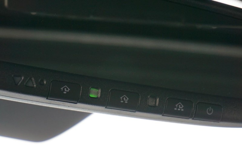 Toyota Sienna Vehicle Full-screen Gallery Image 61