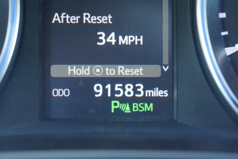 Toyota Highlander Vehicle Full-screen Gallery Image 45