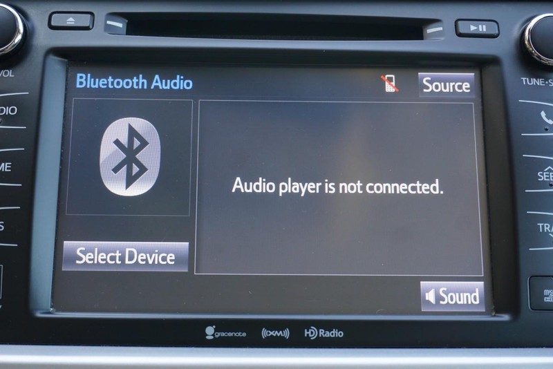Toyota Highlander Vehicle Full-screen Gallery Image 54