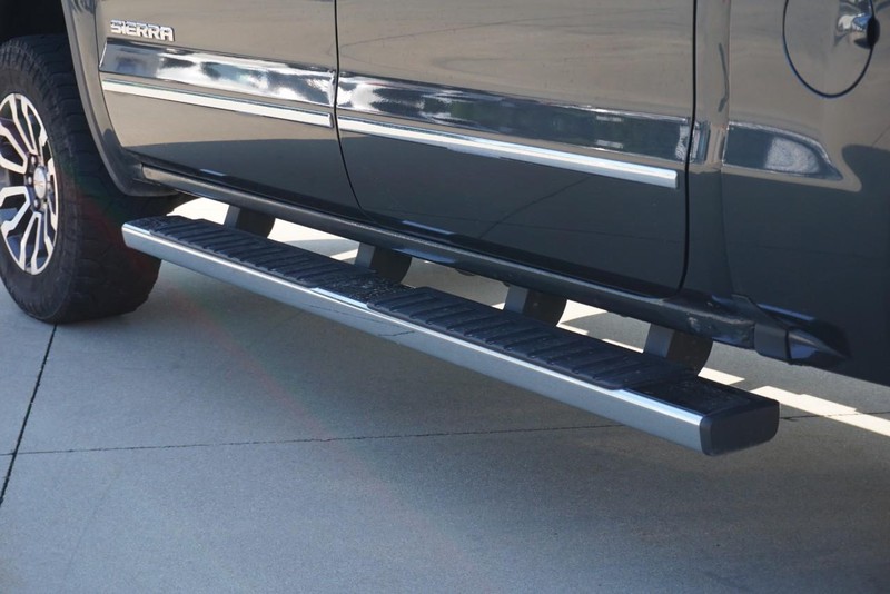 GMC Sierra 1500 Vehicle Full-screen Gallery Image 17