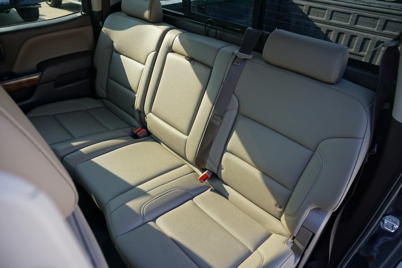 GMC Sierra 1500 Vehicle Full-screen Gallery Image 27