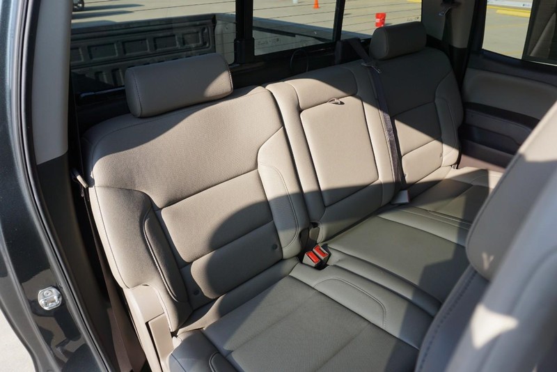 GMC Sierra 1500 Vehicle Full-screen Gallery Image 29