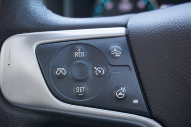 GMC Sierra 1500 Vehicle Full-screen Gallery Image 40