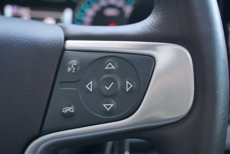 GMC Sierra 1500 Vehicle Full-screen Gallery Image 41