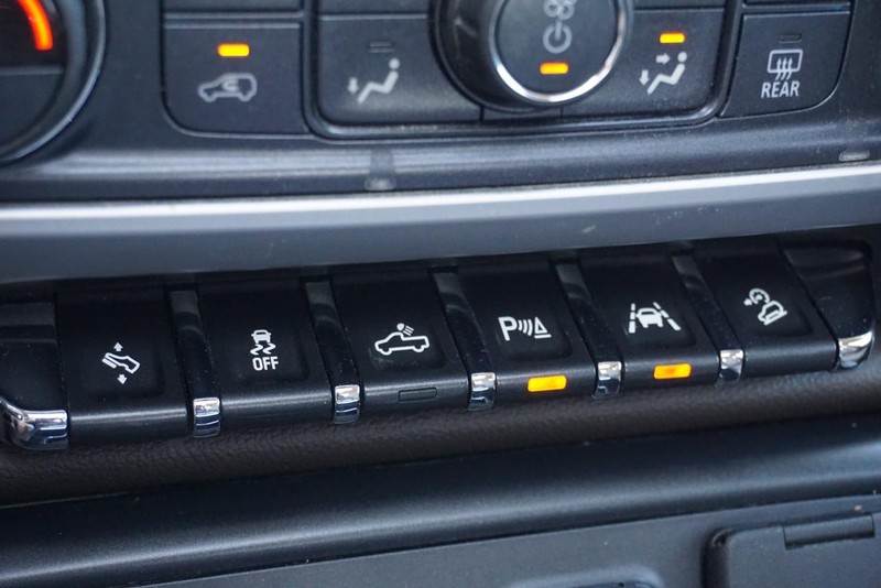 GMC Sierra 1500 Vehicle Full-screen Gallery Image 46
