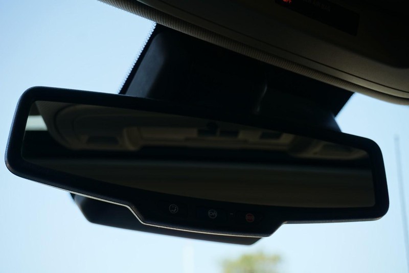 GMC Sierra 1500 Vehicle Full-screen Gallery Image 55
