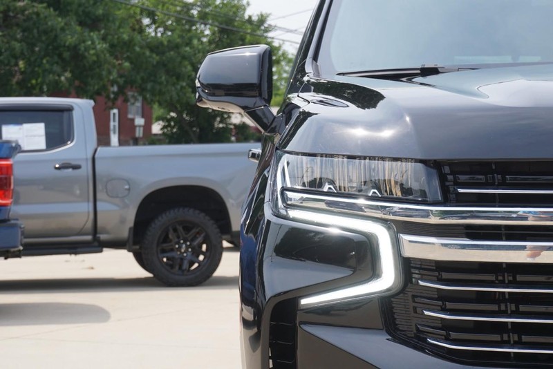 Chevrolet Tahoe Vehicle Full-screen Gallery Image 09