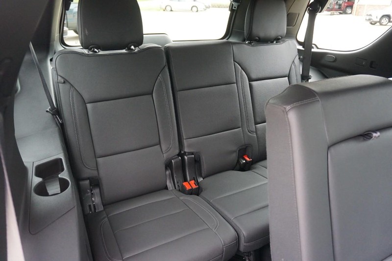 Chevrolet Tahoe Vehicle Full-screen Gallery Image 31