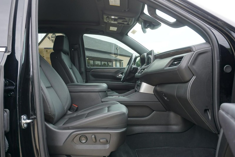 Chevrolet Tahoe Vehicle Full-screen Gallery Image 32