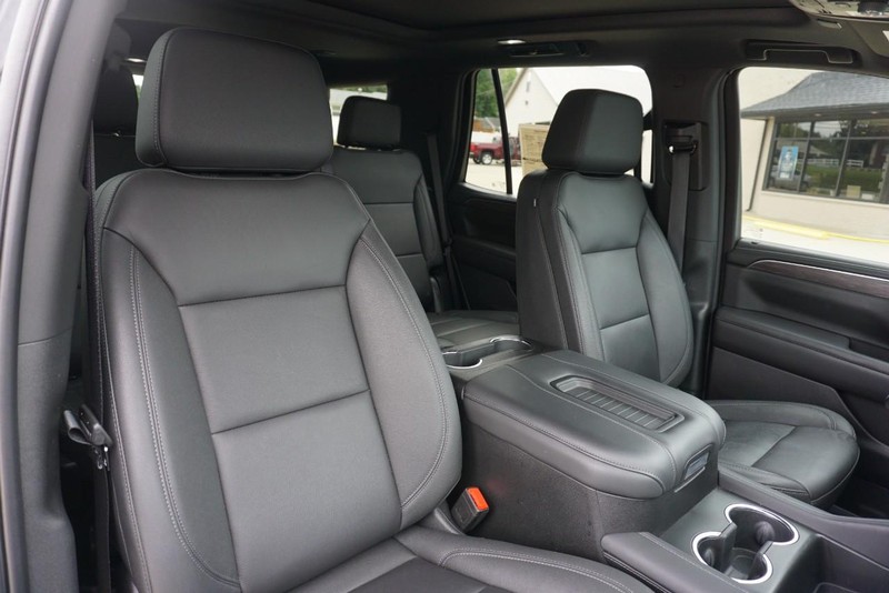 Chevrolet Tahoe Vehicle Full-screen Gallery Image 34