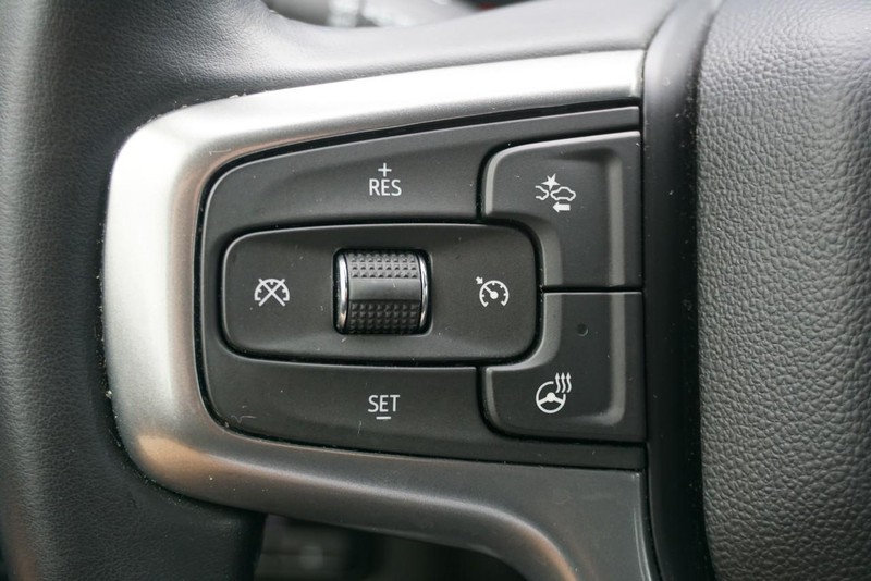 Chevrolet Tahoe Vehicle Full-screen Gallery Image 41