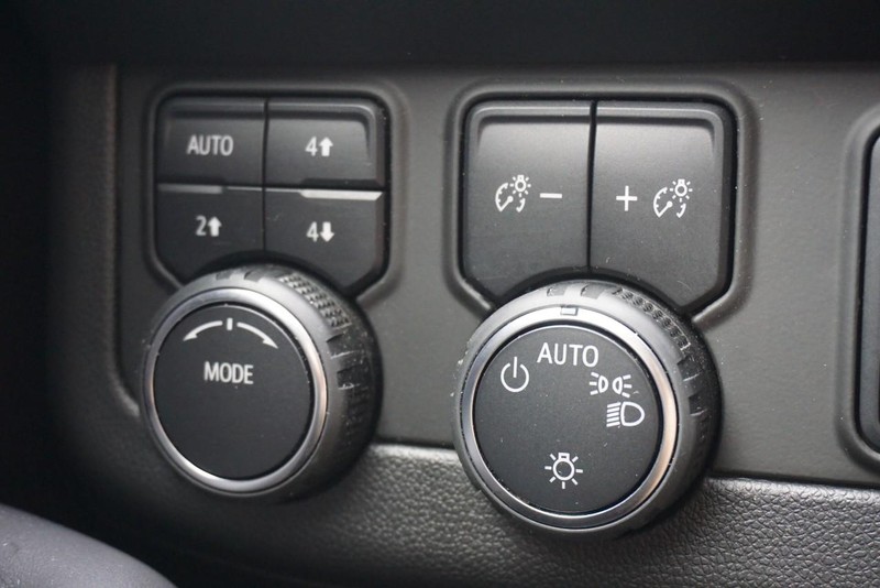 Chevrolet Tahoe Vehicle Full-screen Gallery Image 45