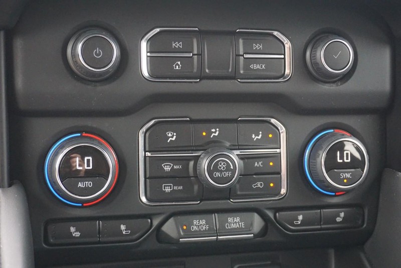Chevrolet Tahoe Vehicle Full-screen Gallery Image 50
