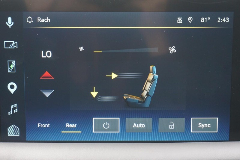 Chevrolet Tahoe Vehicle Full-screen Gallery Image 55
