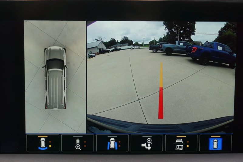 Chevrolet Tahoe Vehicle Full-screen Gallery Image 59