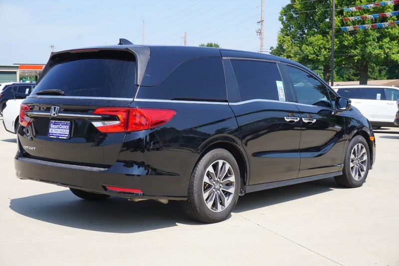 Honda Odyssey Vehicle Full-screen Gallery Image 03