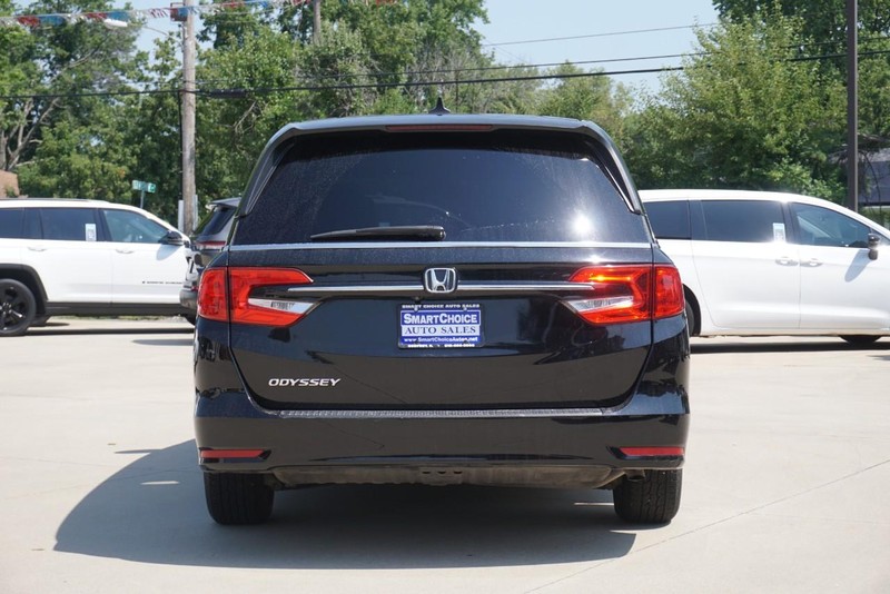 Honda Odyssey Vehicle Full-screen Gallery Image 04