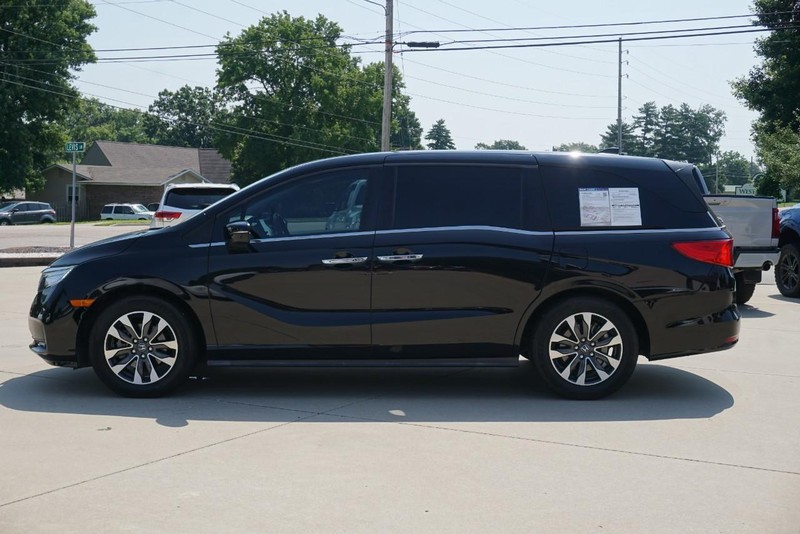 Honda Odyssey Vehicle Full-screen Gallery Image 06