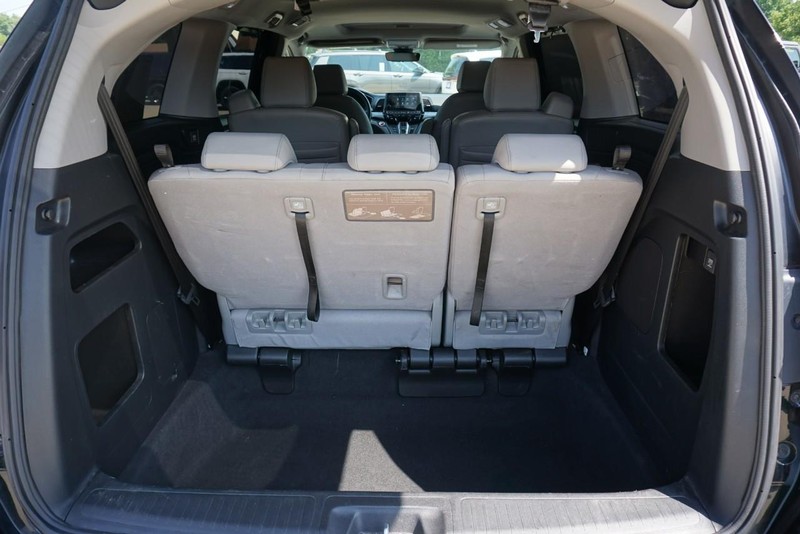 Honda Odyssey Vehicle Full-screen Gallery Image 19