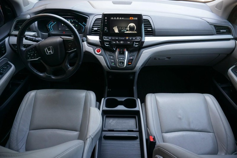 Honda Odyssey Vehicle Full-screen Gallery Image 33
