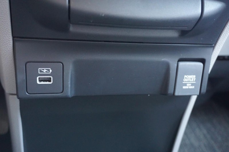 Honda Odyssey Vehicle Full-screen Gallery Image 47