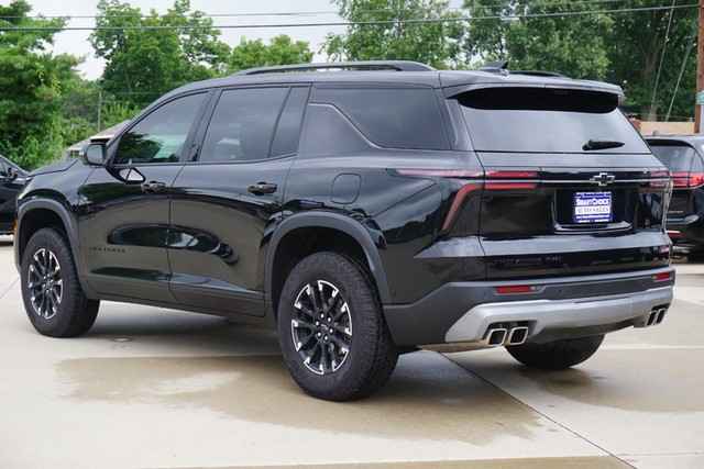 Chevrolet Traverse Vehicle Full-screen Gallery Image 05