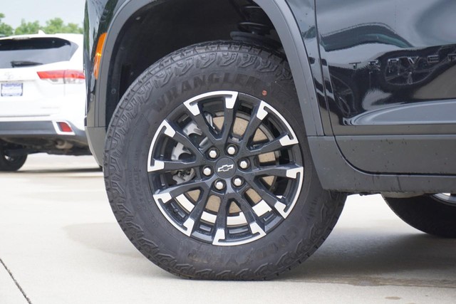 Chevrolet Traverse Vehicle Full-screen Gallery Image 15