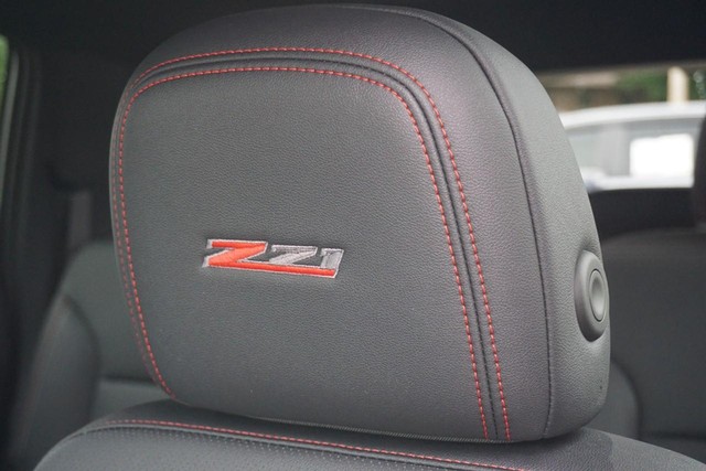 Chevrolet Traverse Vehicle Full-screen Gallery Image 26
