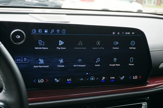 Chevrolet Traverse Vehicle Full-screen Gallery Image 48