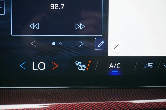 Chevrolet Traverse Vehicle Full-screen Gallery Image 49