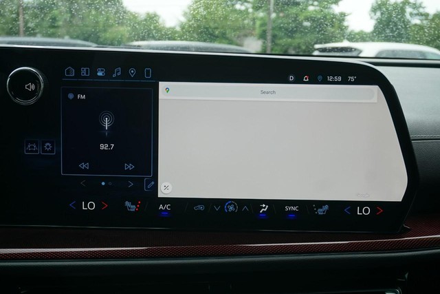 Chevrolet Traverse Vehicle Full-screen Gallery Image 52