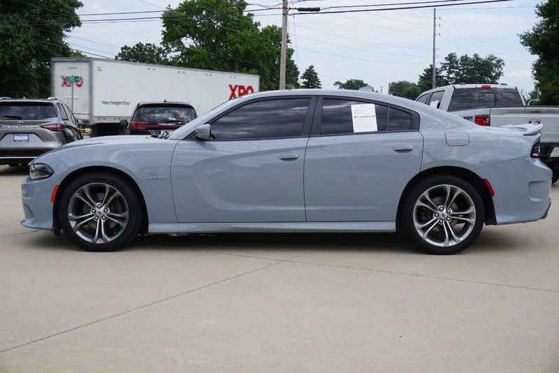 Dodge Charger Vehicle Full-screen Gallery Image 06