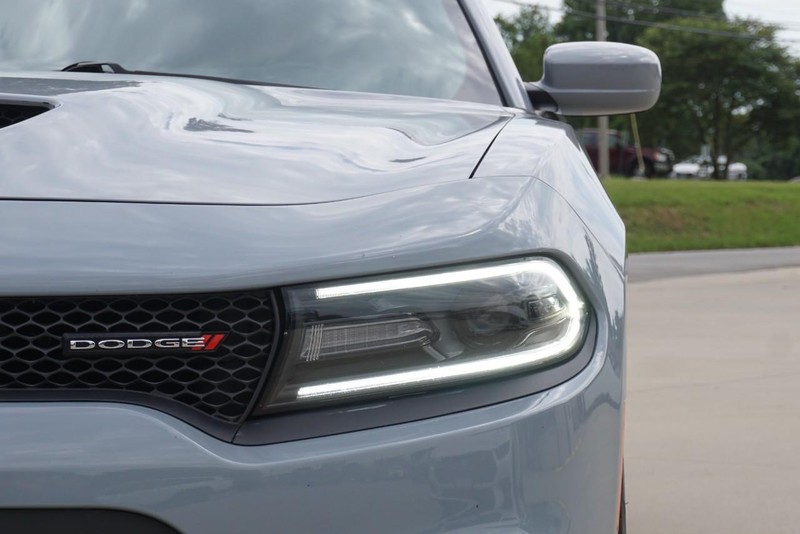 Dodge Charger Vehicle Full-screen Gallery Image 10