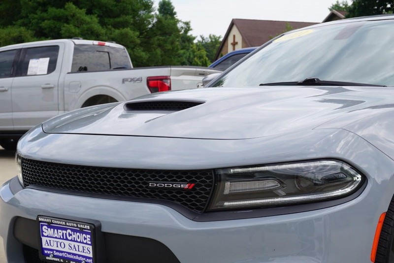 Dodge Charger Vehicle Full-screen Gallery Image 11