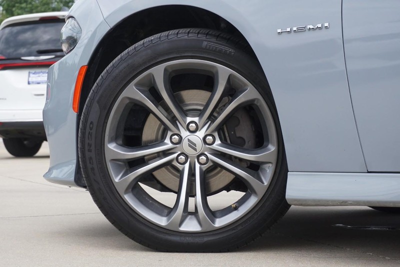 Dodge Charger Vehicle Full-screen Gallery Image 15