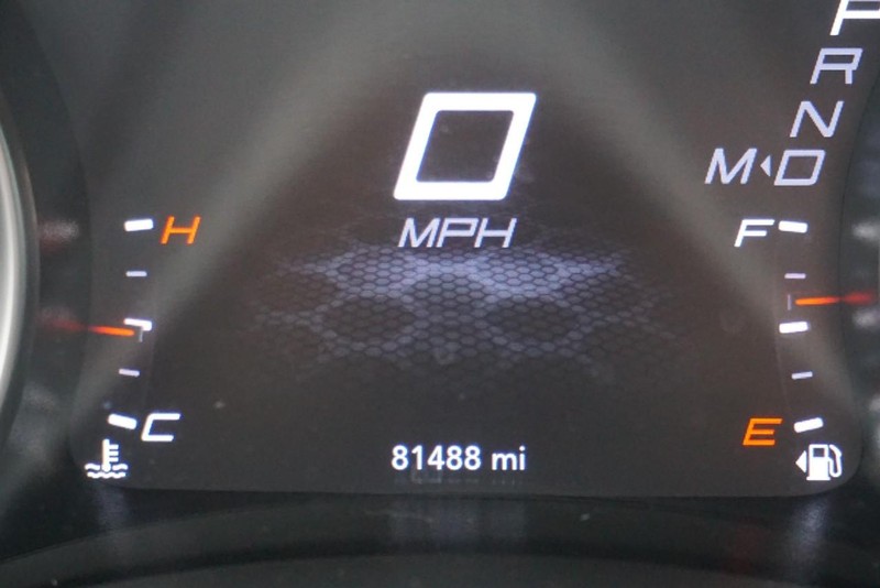 Dodge Charger Vehicle Full-screen Gallery Image 35