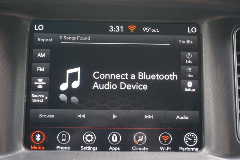 Dodge Charger Vehicle Full-screen Gallery Image 39
