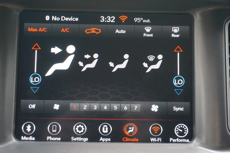 Dodge Charger Vehicle Full-screen Gallery Image 42