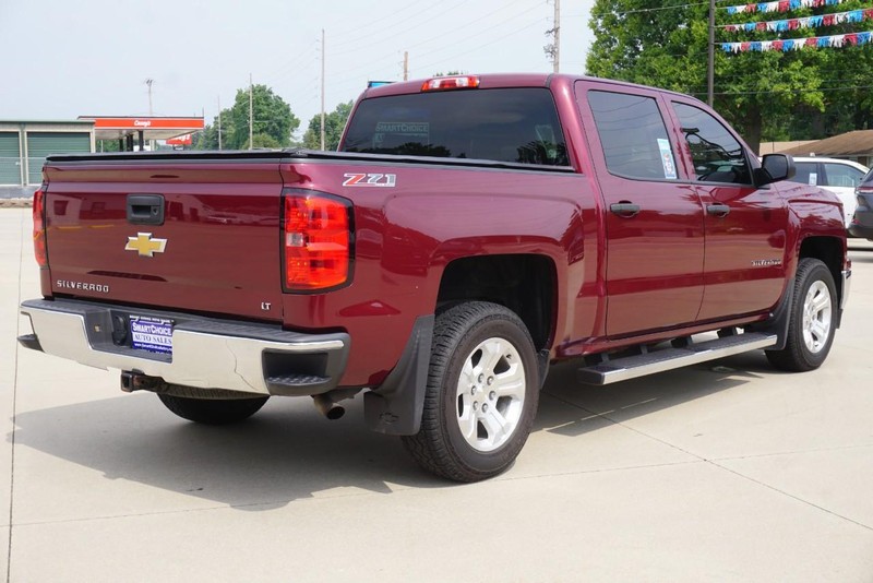 Chevrolet Silverado 1500 Vehicle Full-screen Gallery Image 03