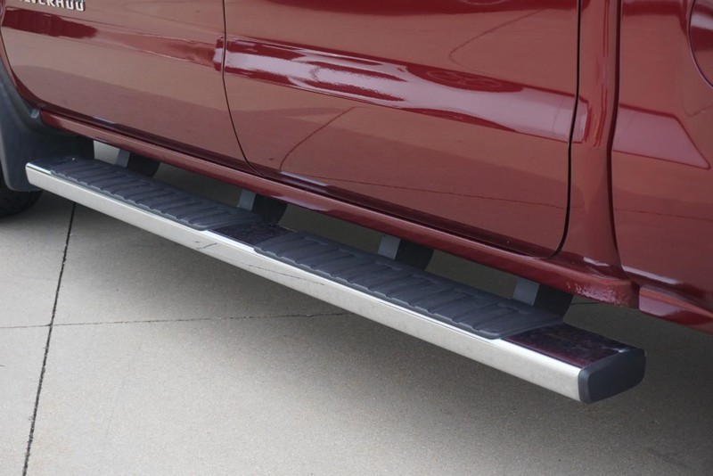 Chevrolet Silverado 1500 Vehicle Full-screen Gallery Image 17