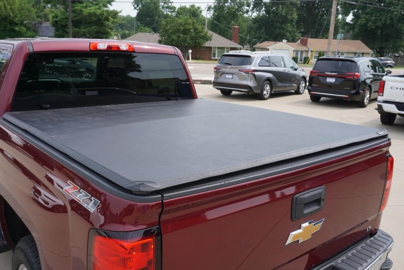 Chevrolet Silverado 1500 Vehicle Full-screen Gallery Image 20