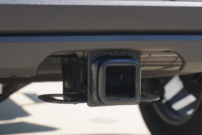 Toyota Tundra 4WD Vehicle Full-screen Gallery Image 25